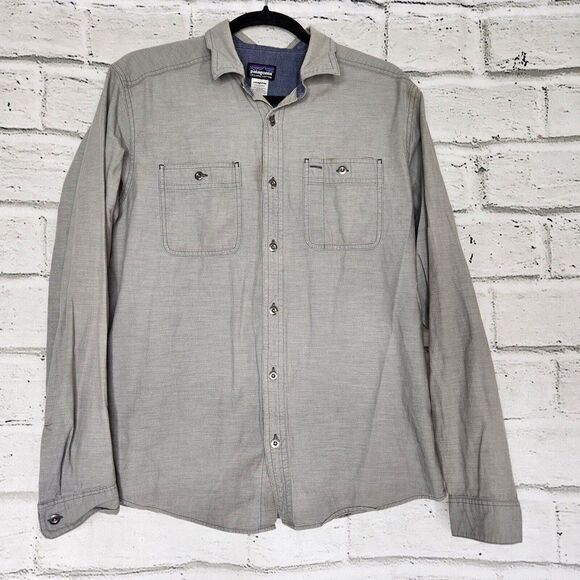 Patagonia Light Gray Long Sleeve Button Up Shirt Organic Cotton Mens Medium - Picture 1 of 9